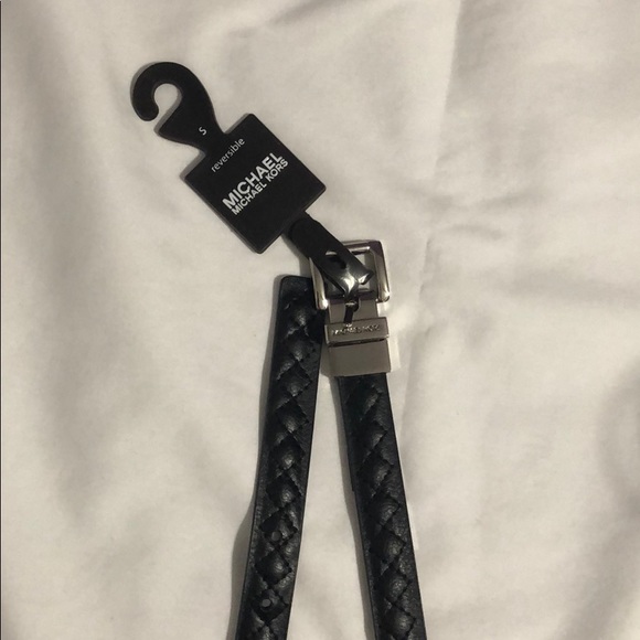NWOT Michael Kors Reversible Belt - Picture 2 of 8